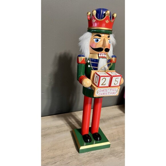 Christmas Countdown Wooden Nutcracker Holiday Decor Figurine Traditional Classic - Picture 2 of 11